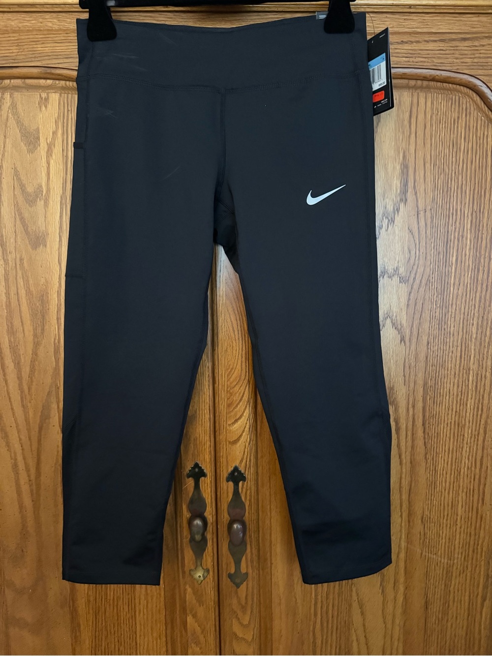Nike Dri-Fit Women’s Black Performance Capri Leggings